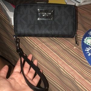 Michael kors wristlet/ wallet